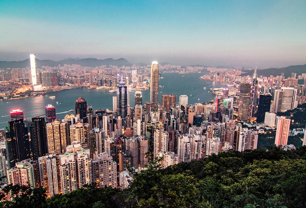 What are the benefits of incorporating a company in Hong Kong?